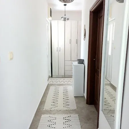 Apartment Bayview Donji Morinj Exterior photo